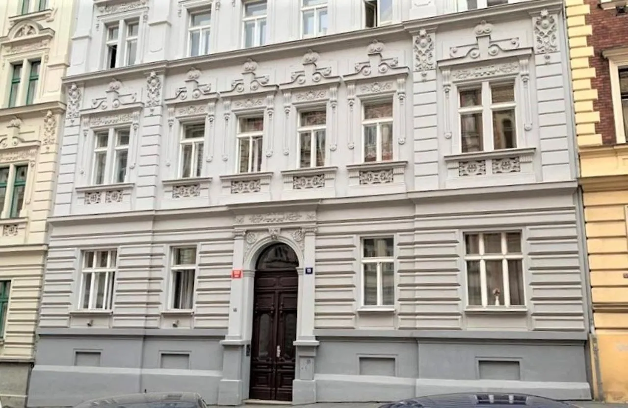 Side Street Apartments Prag